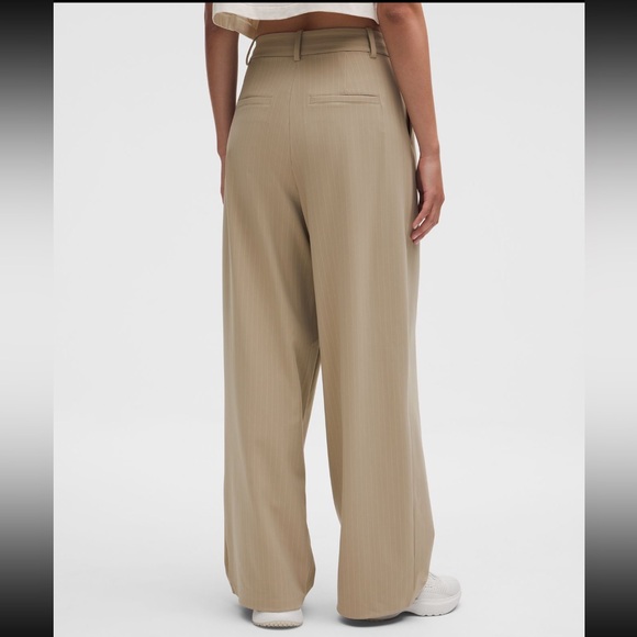 LULULEMON • NWT daydrift high rise trousers regular - tan XL - wide leg - Picture 3 of 9